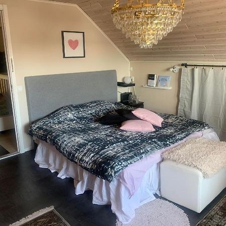 Charming Room With Big Bed Luleå Buitenkant foto